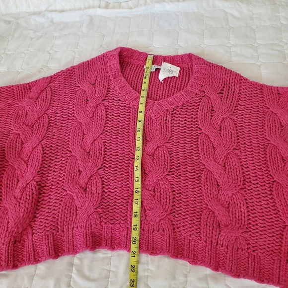Sweater - Picture 4 of 11